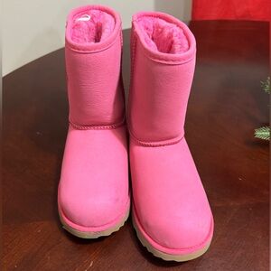 UGG Kids Boots in Bright Pink